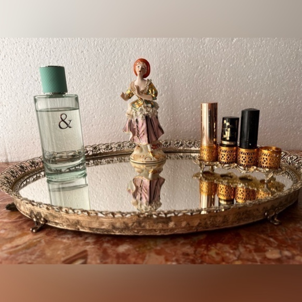 Vintage ornate vanity tray /table top stand mirror. Oval
